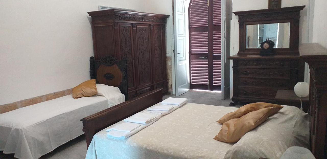 Villa Ida In Bari Buitenkant foto