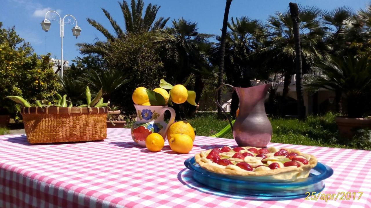 Villa Ida In Bari Buitenkant foto